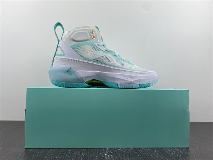 Jordan 37 Guo Ailun Island Green DV0921-173