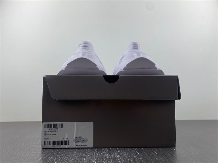 Ba*len*cia*ga mold closed rubber sandalsyellow