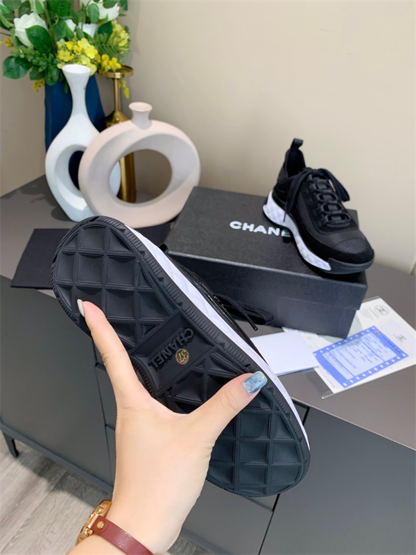 Chanal Sneakers
