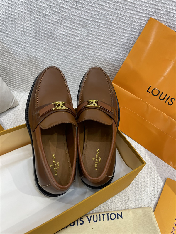 Lv Loafer 052