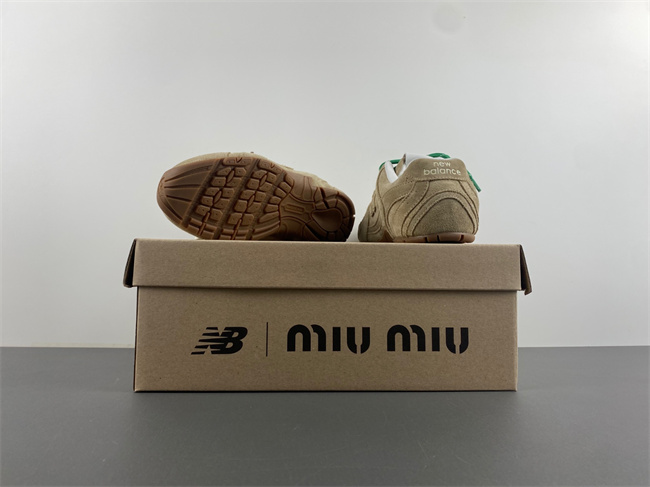 New Balance X Miu Miu 5E165E