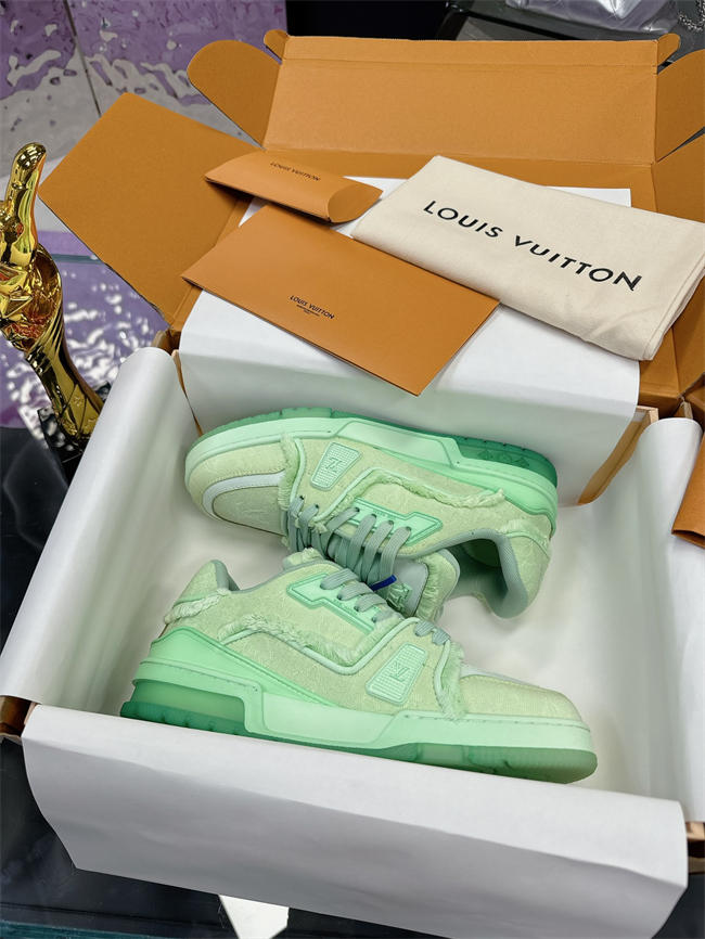 LV Trainer Sneaker